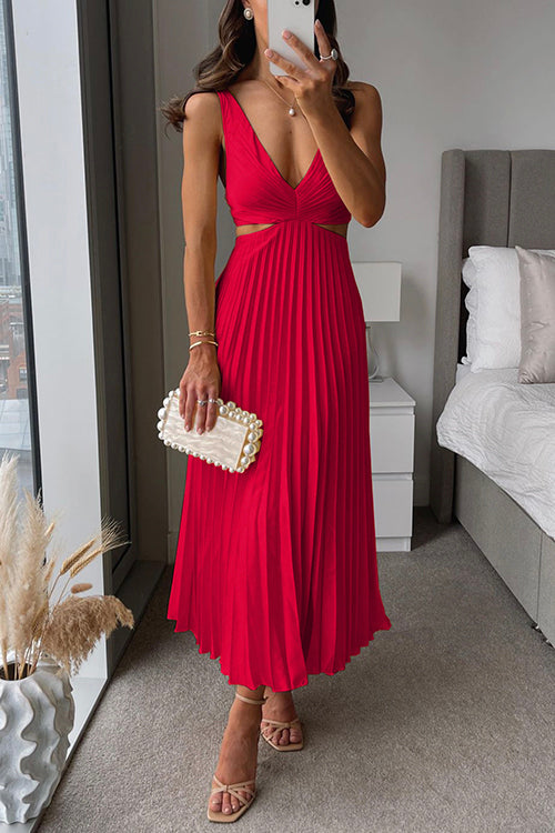 Romana™ Pleated Backless Dress