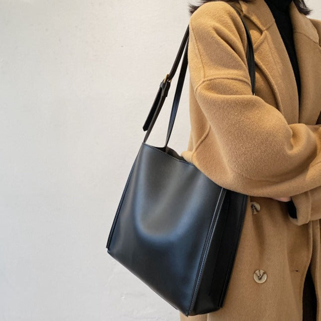 NUEVA BAG | ELEGANT POCKETS