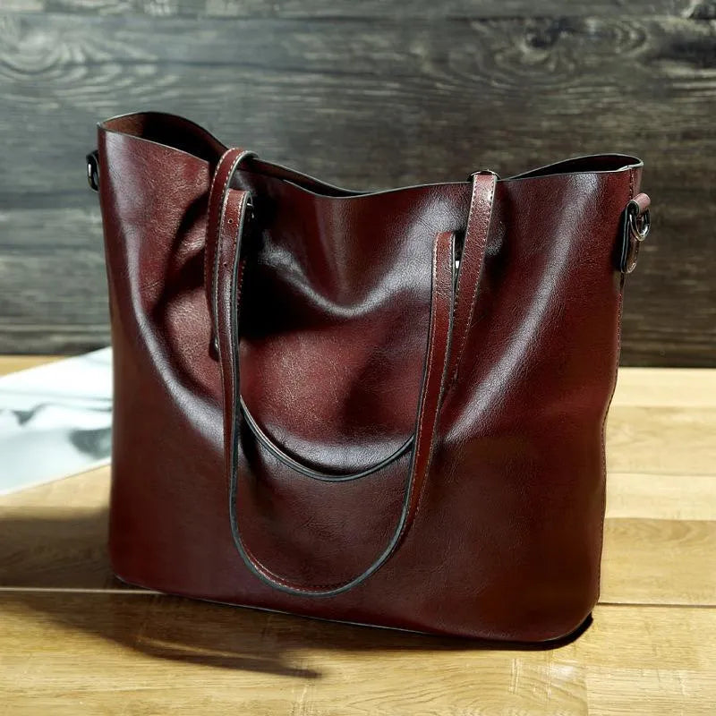 Niccola | Vintage leather shoulder bag