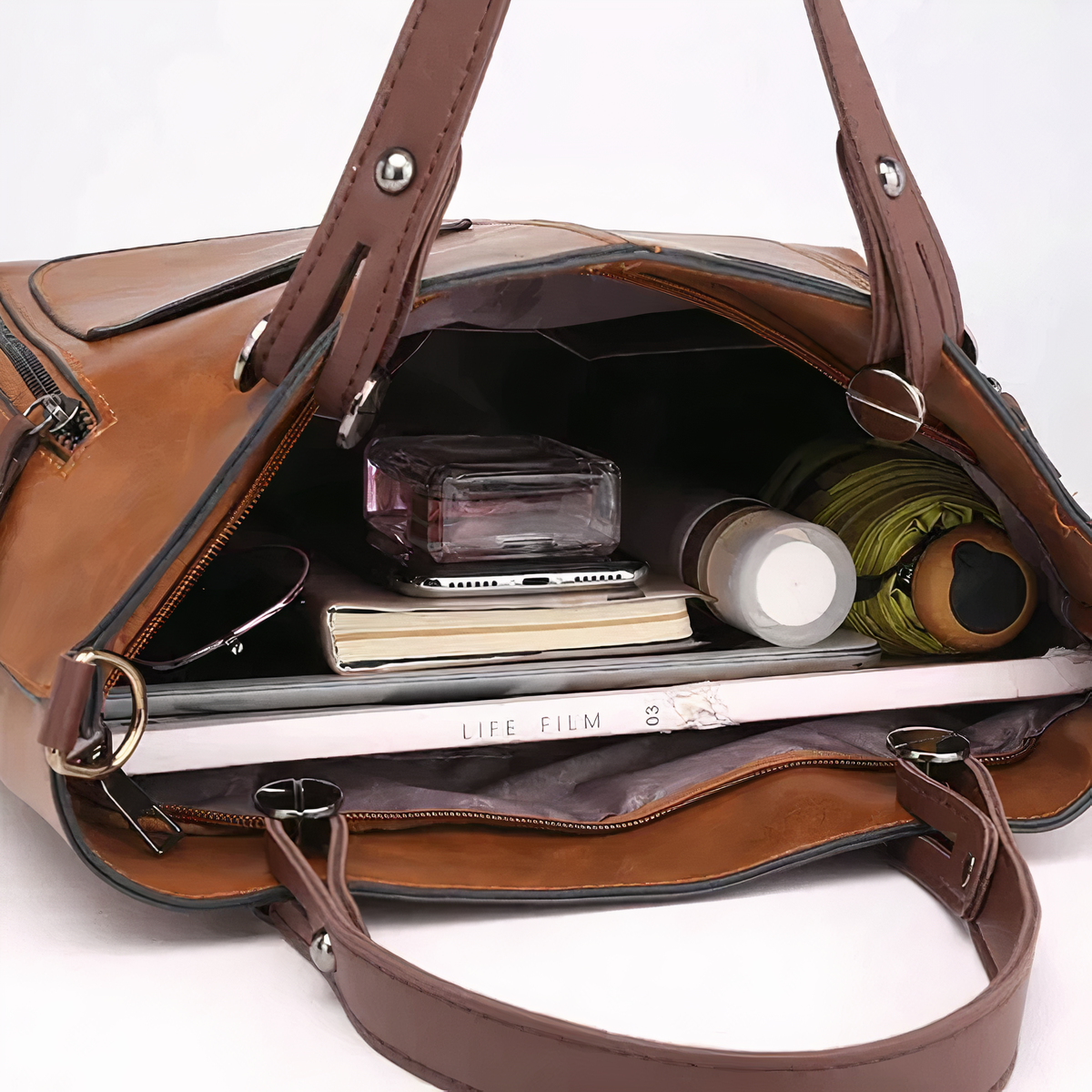 Gisela™ Vintage-style shoulder bag